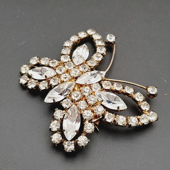 Vintage Mid-Century Clear Rhinestone Butterfly Brooch Pin Silver Tone - Picture 9 of 10